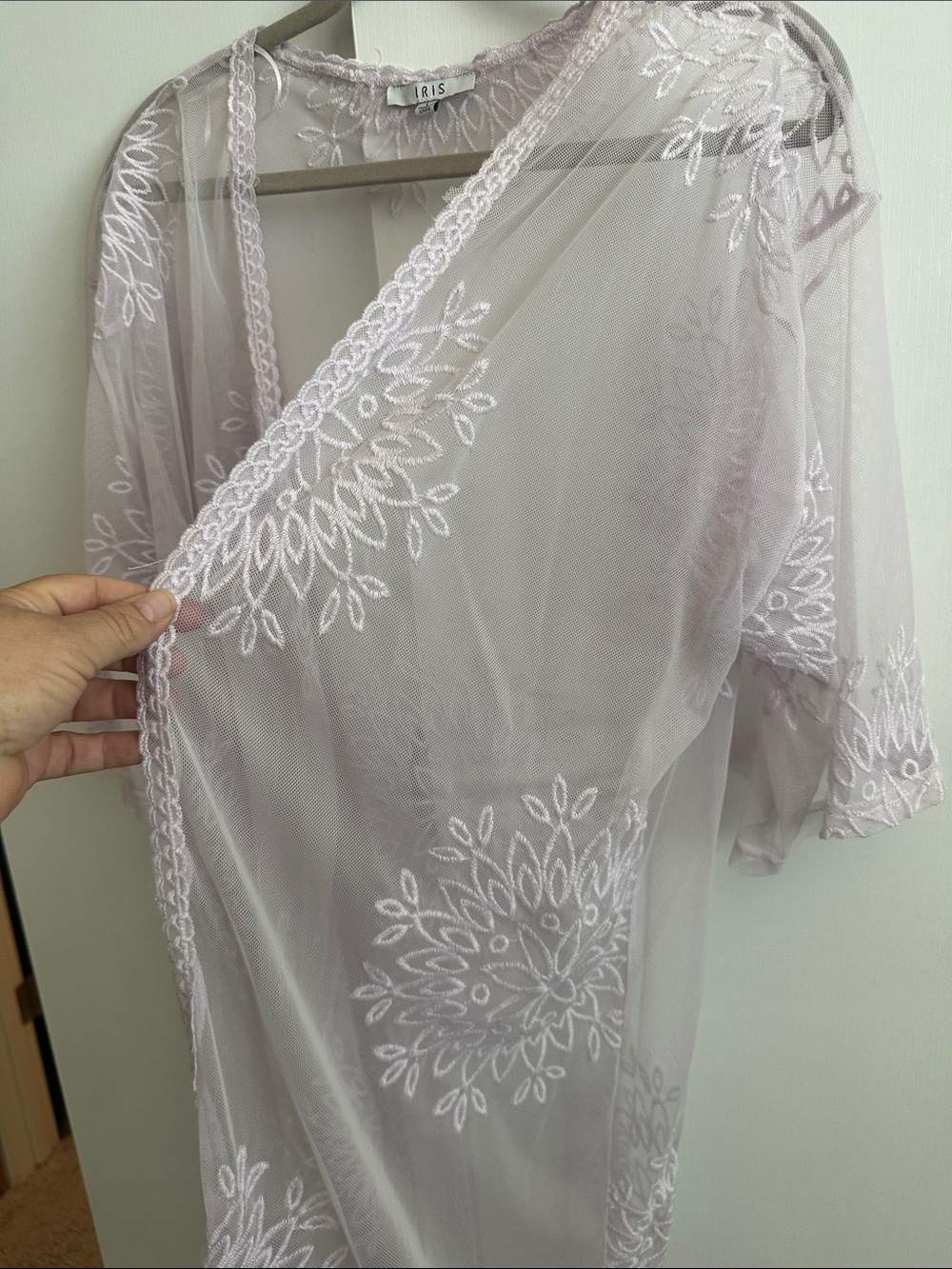 iris Sheer Lavender Embroidered Kimono Robe - Picture 2 of 3